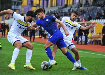 Menemenspor istediğini aldı