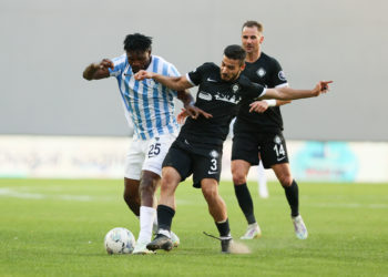 Altay elinden kaçırdı