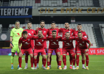 Sadece yerli futbolcularla olmaz
