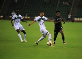 Manisa FK deplasmanda altın buldu