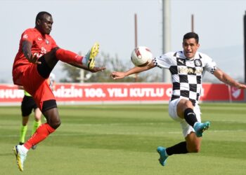 Manisa ve Çorum uzatmaları beklemiş